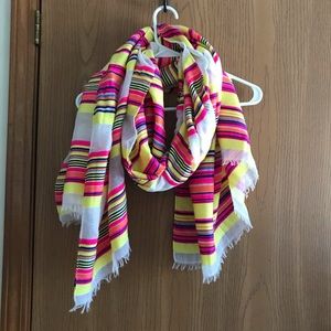 Gap neon Striped Scarf / Sarong